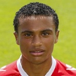 Dabney dos Santos Souza